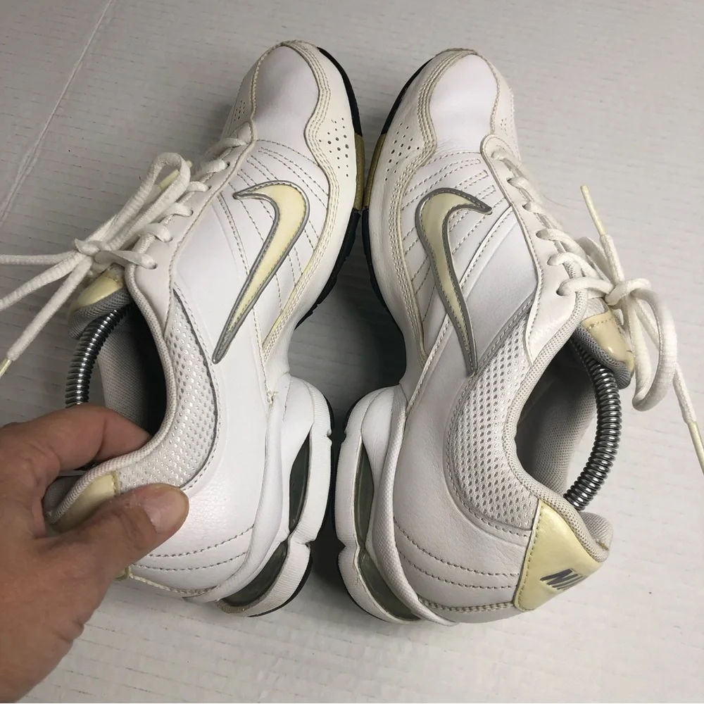 Nike Sneakers Womens 8.5 Air Exceed White Running Shoes Lace Up Low Top